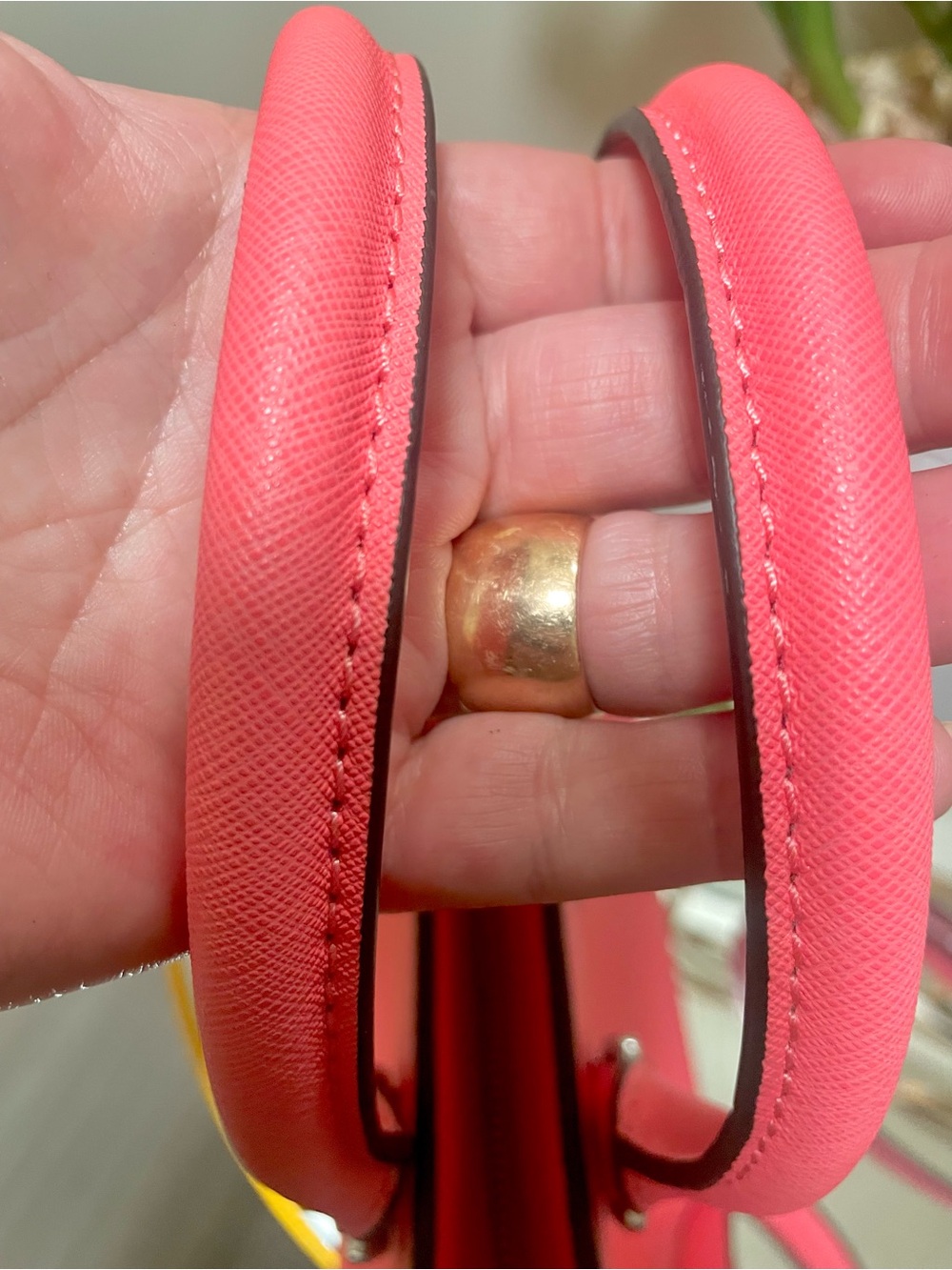 Like New Michael Kors Genuine Leather Pink Satchel convertible Selma - Picture 6 of 15